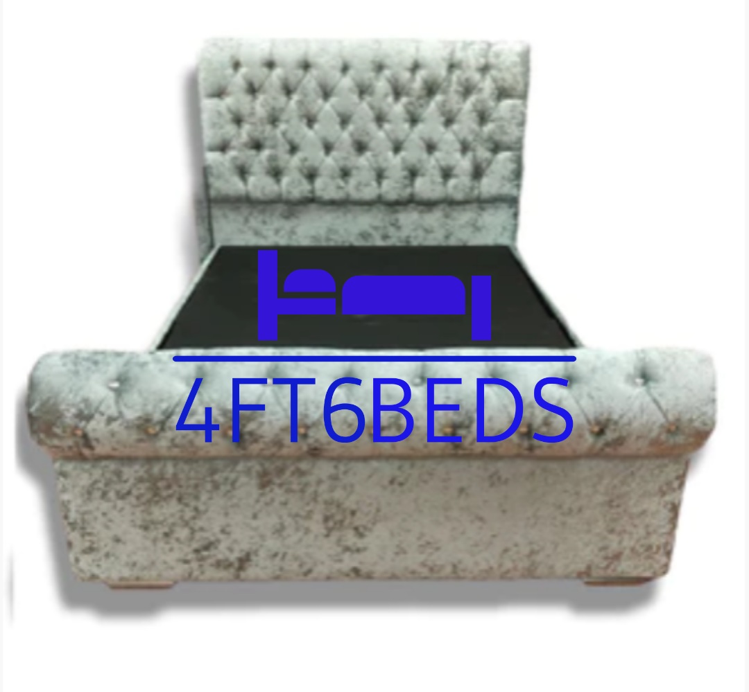 California Chesterfield Sleigh 4ft6 Double Bed